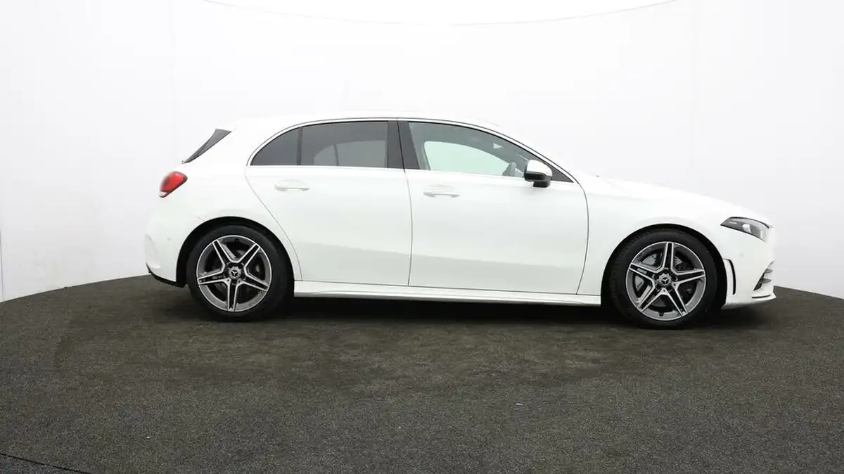 2019-mercedes-benz-a-class-20-a250-amg-line-premium-hatchback-5d-big-39