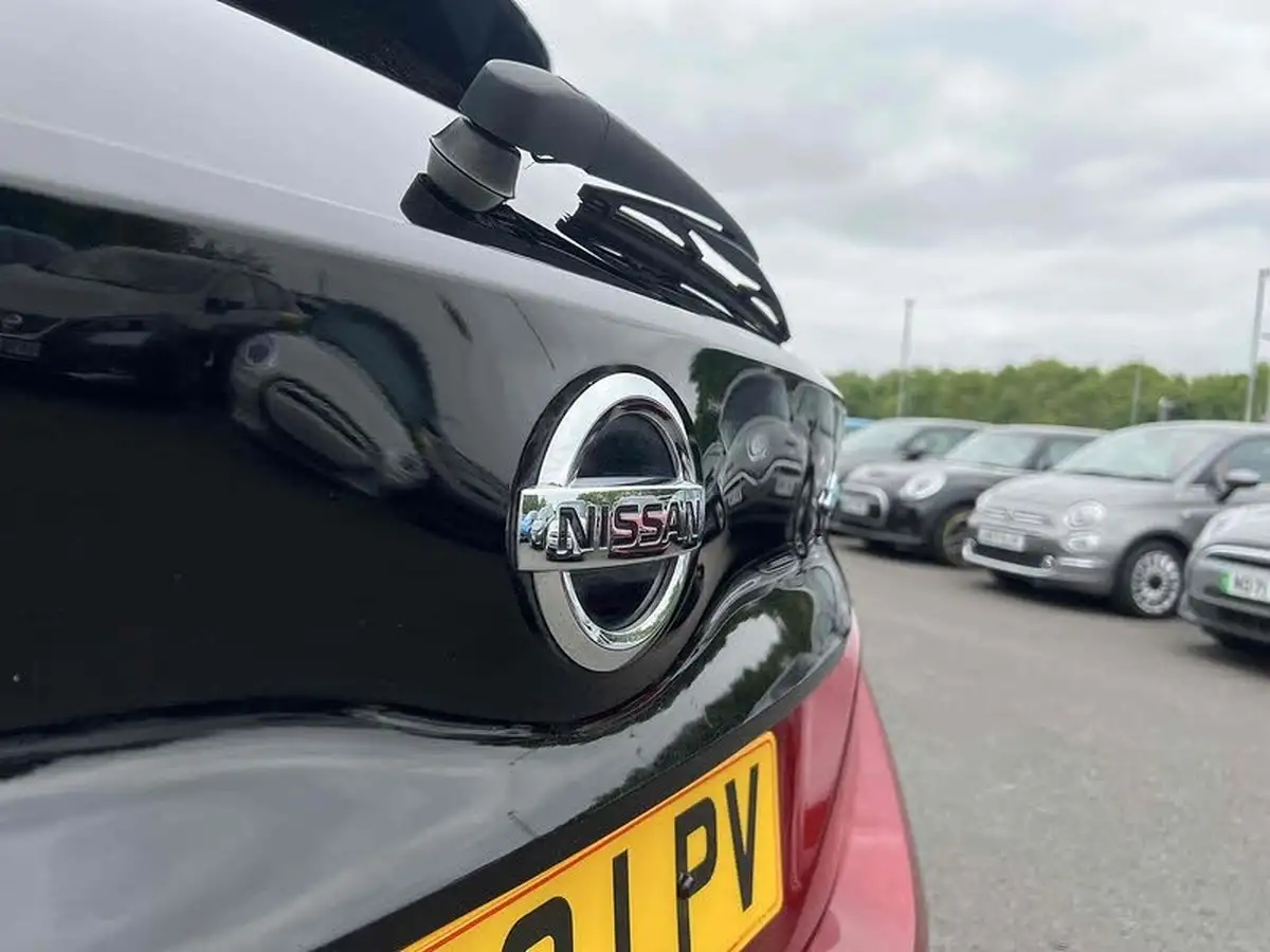 2022-nissan-leaf-e-e-tekna-big-28