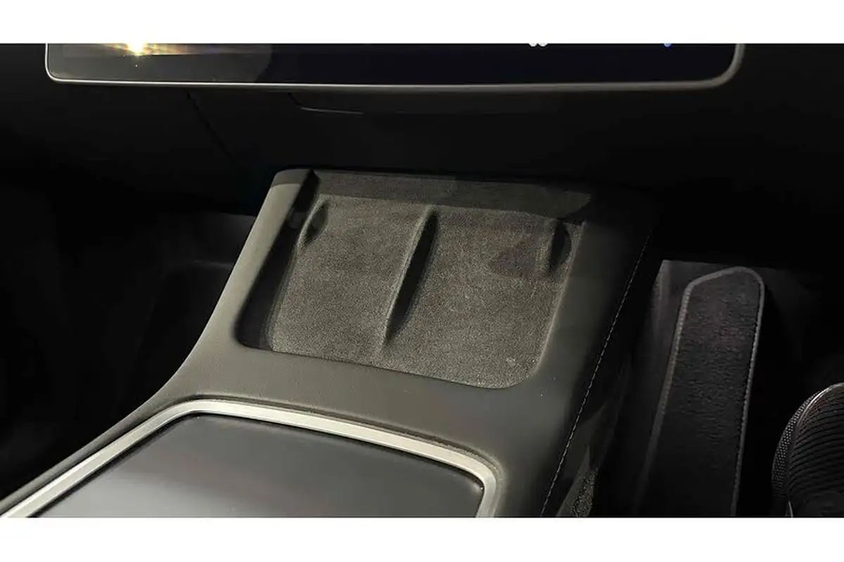 2023-tesla-model-y-e-rwd-big-52