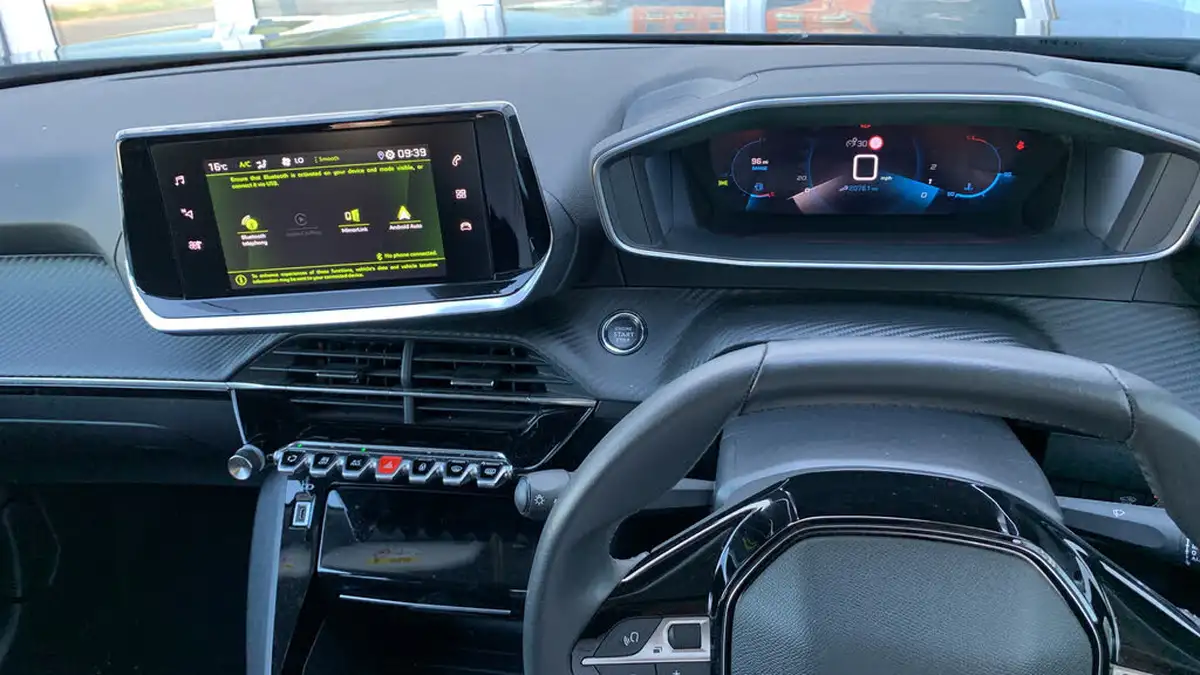 2022-peugeot-2008-suv-12-puretech-allure-premium-100bhp-big-40