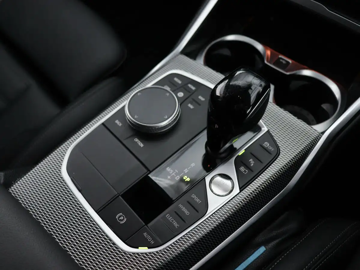 2021-bmw-3-series-20-330e-m-sport-touring-5d-big-34