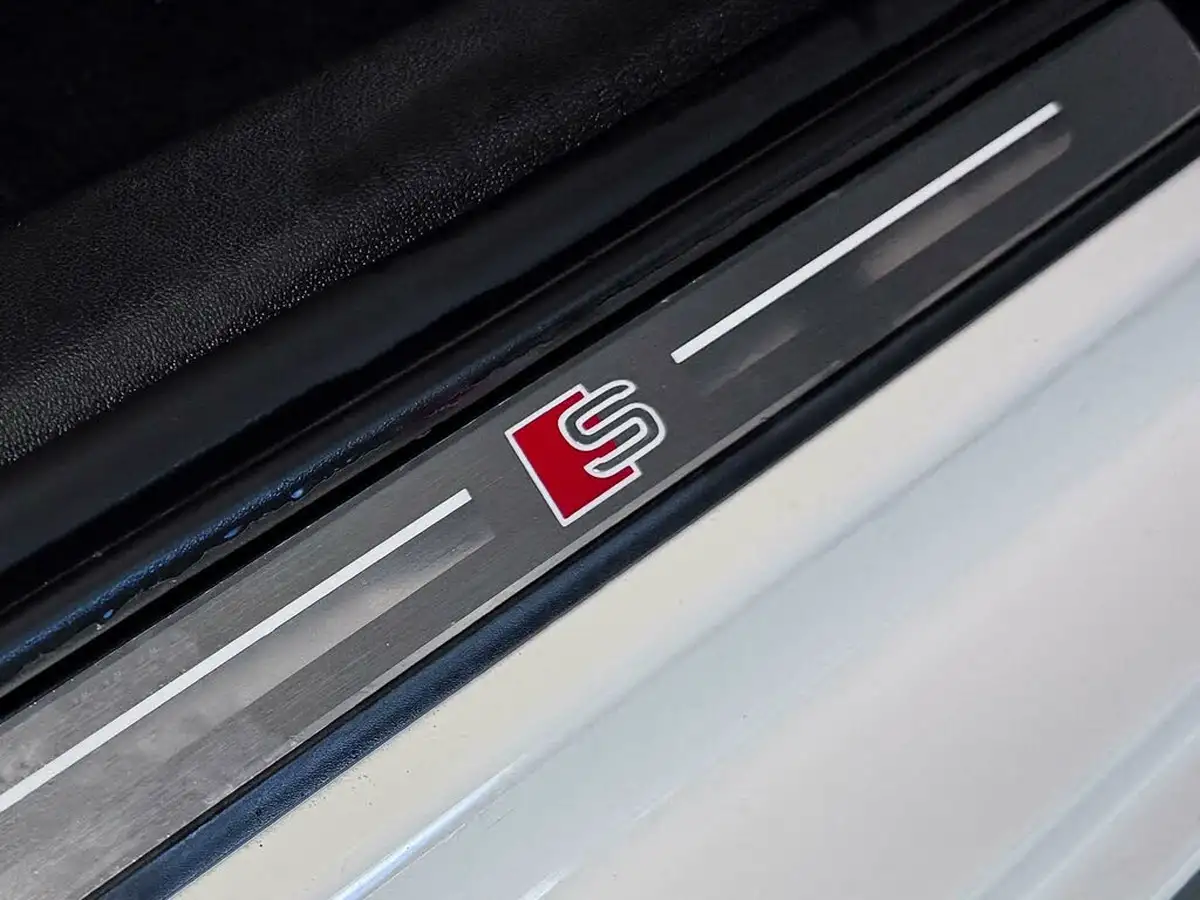2021-audi-s3-20-tfsi-sportback-5d-big-21