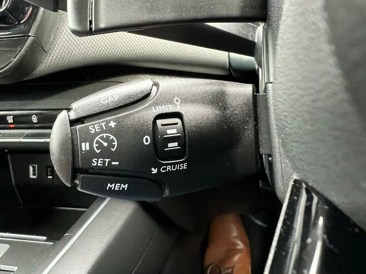 2024-citroen-c5-aircross-15bluehdi-max-big-12