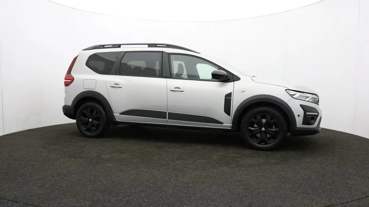 2022-dacia-jogger-10-tce-extreme-se-big-33