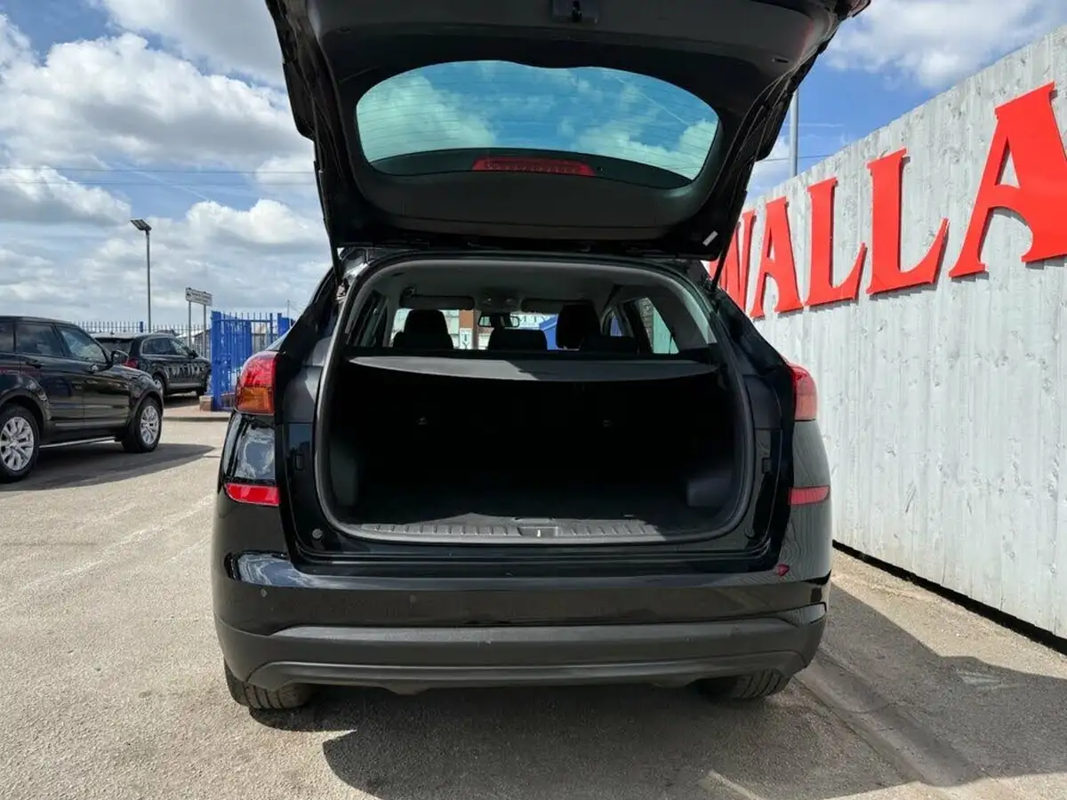 2018-hyundai-tucson-16-gdi-se-nav-big-45