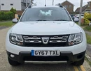 2018-dacia-duster-12-tce-laureate-small-1