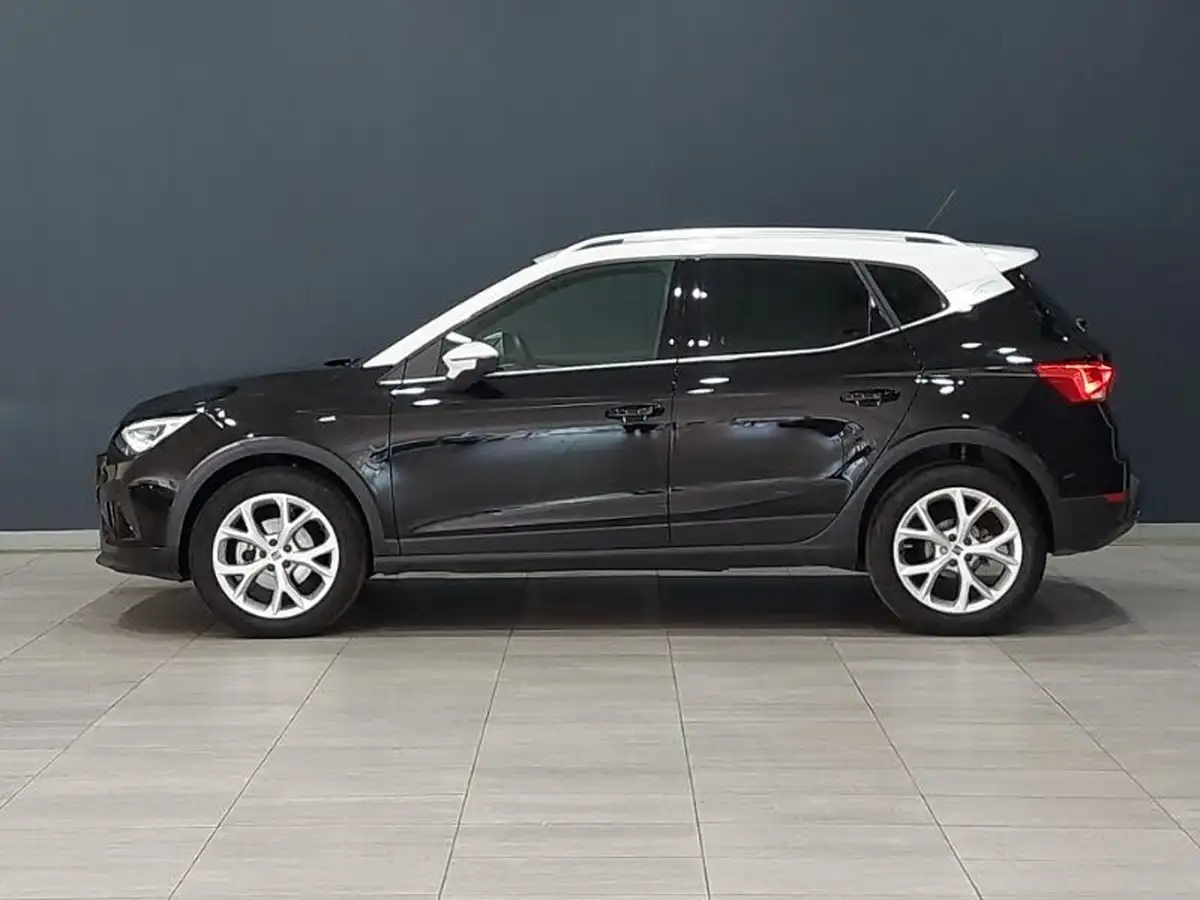 2024-seat-arona-10-tsi-fr-110ps-big-3