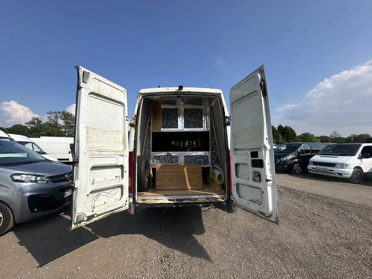 2006-iveco-daily-s-class-23td-35s12-axess-lwb-big-11