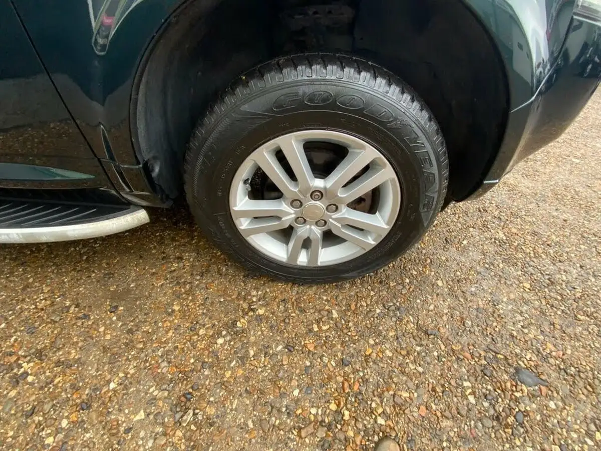 2014-land-rover-freelander-2-22sd4-xs-big-39