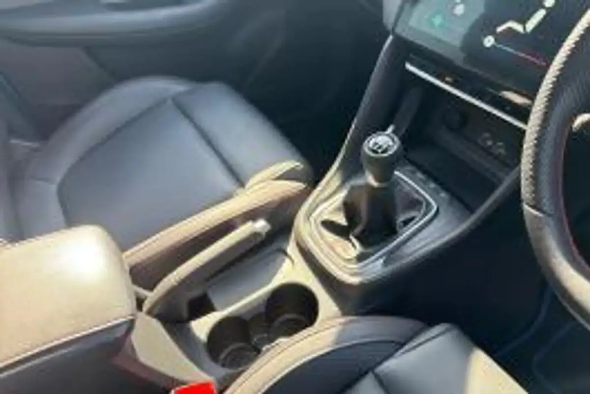 2024-mg-zs-suv-15-vti-tech-exclusive-big-10