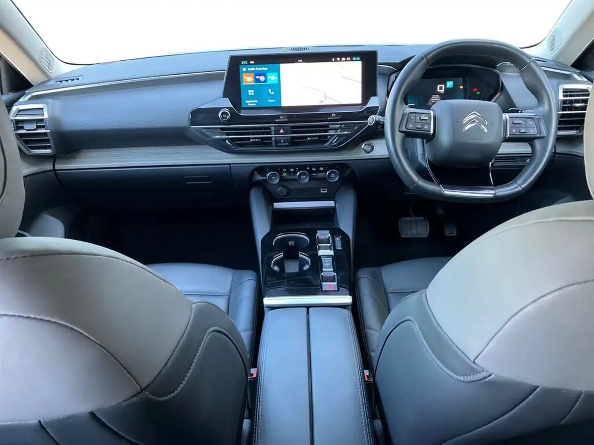 2022-citroen-c5-x-12-puretech-shine-big-14