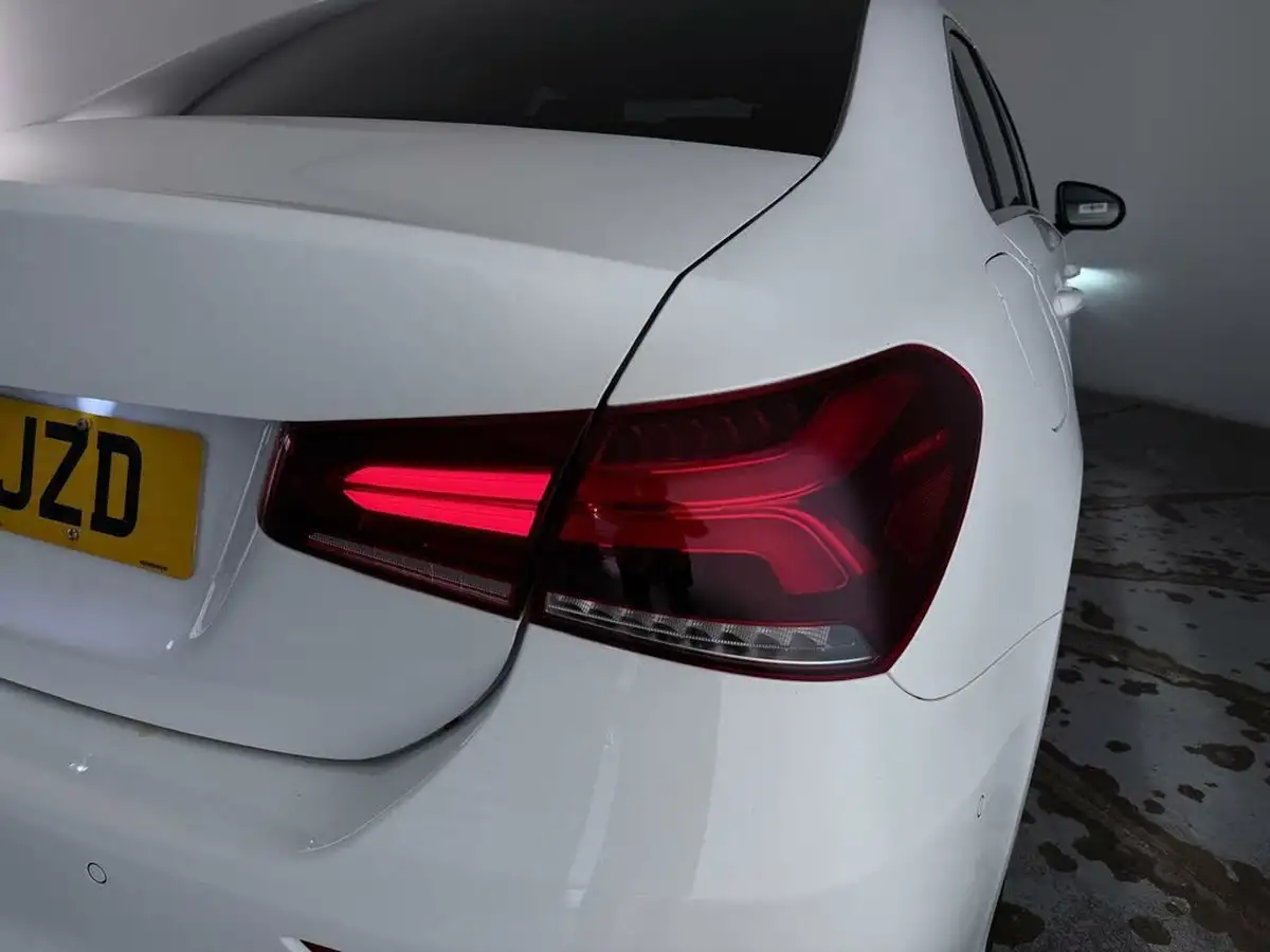 2021-mercedes-benz-a-class-13-a250e-amg-line-executive-saloon-4d-big-40