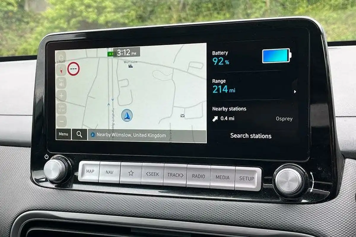2023-hyundai-kona-e-ultimate-204ps-64kwh-105kw-obc-big-21