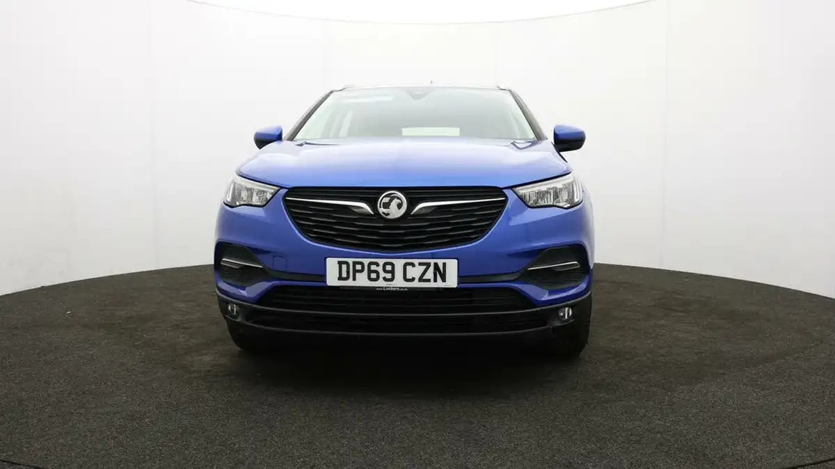 2020-vauxhall-grandland-x-15td-se-big-52