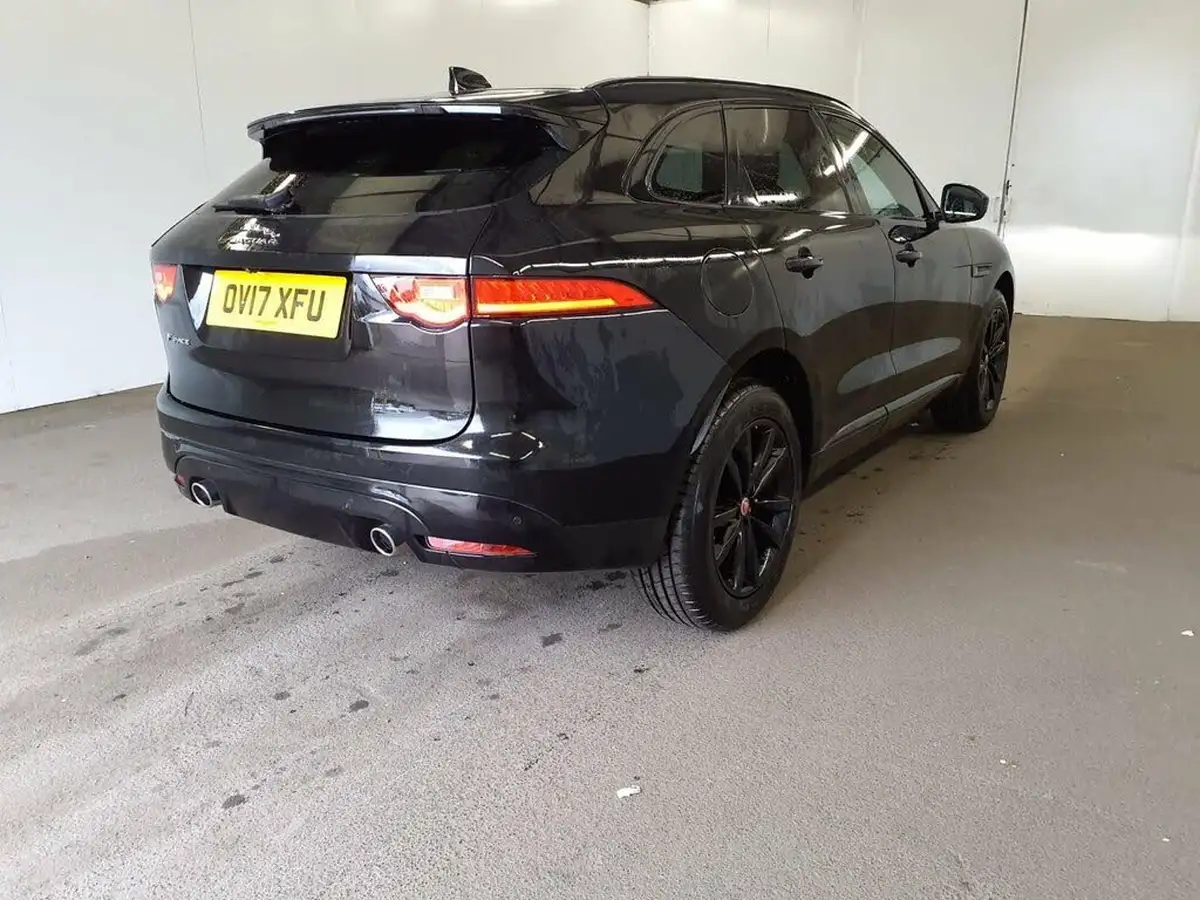 2017-jaguar-f-pace-30td-s-ss-big-8