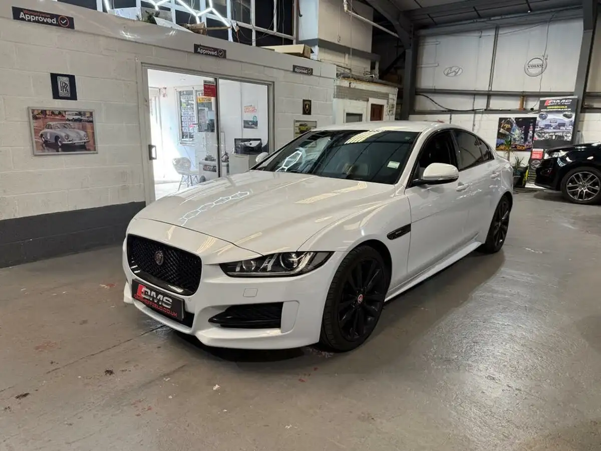 2016-jaguar-xe-20d-r-sport-180ps-auto-big-14