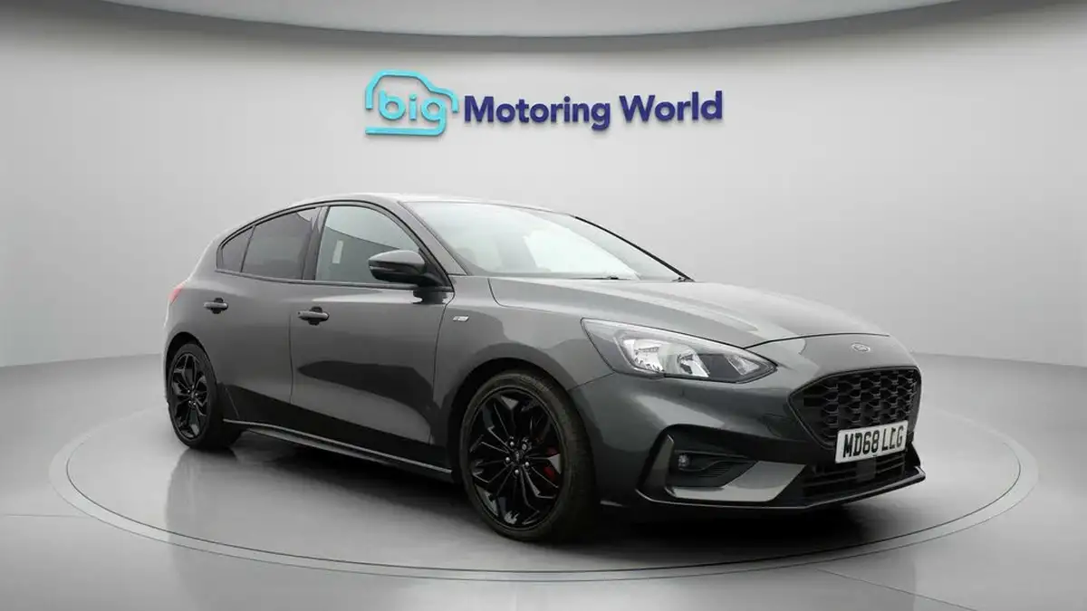 2019-ford-focus-10t-st-line-x-ss-hatchback-big-0