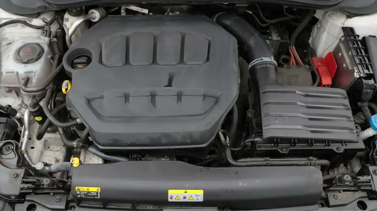 2021-volkswagen-polo-20-tsi-gti-207ps-big-19