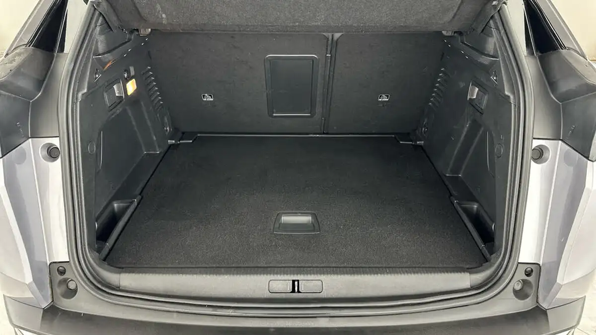 2022-peugeot-3008-suv-12-puretech-gt-big-20