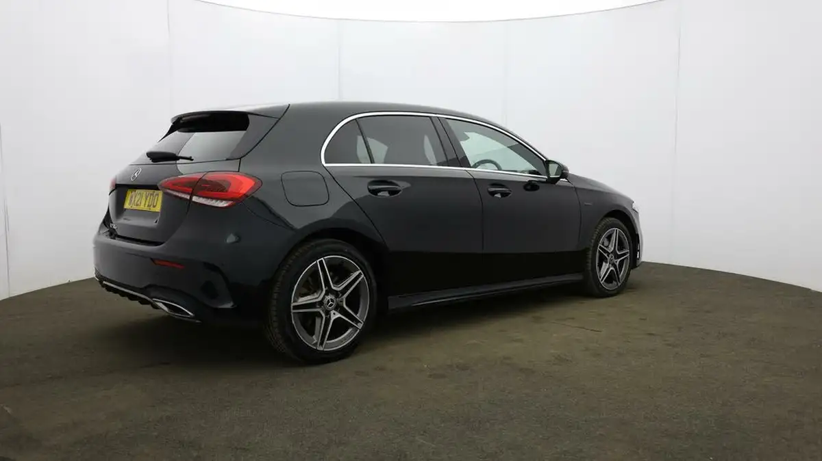 2021-mercedes-benz-a-class-13-a250e-amg-line-hatchback-5d-big-49