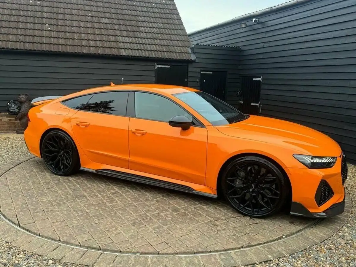 2020-audi-rs7-40-tfsi-carbon-black-big-48
