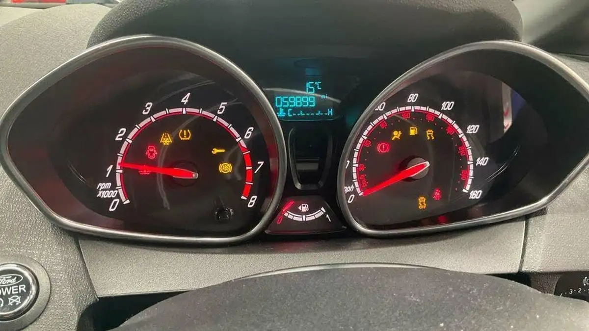 2017-ford-fiesta-16-st-2-3d-big-12