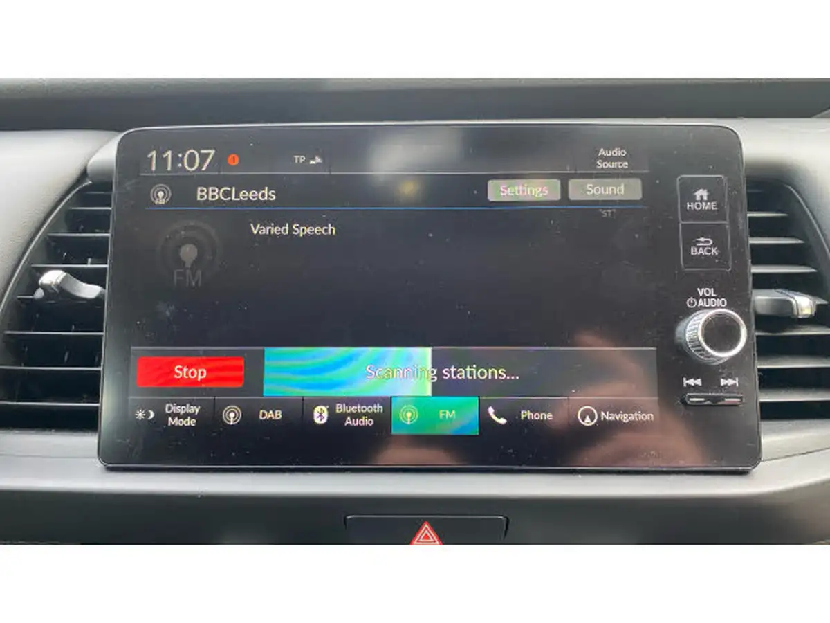 2024-honda-jazz-15-i-mmd-advance-big-11