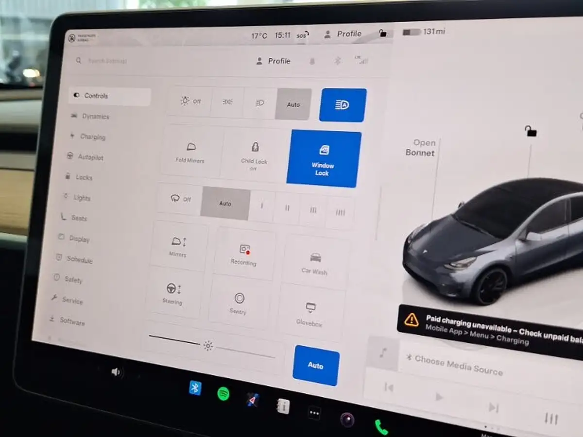 2023-tesla-model-y-e-performance-big-14