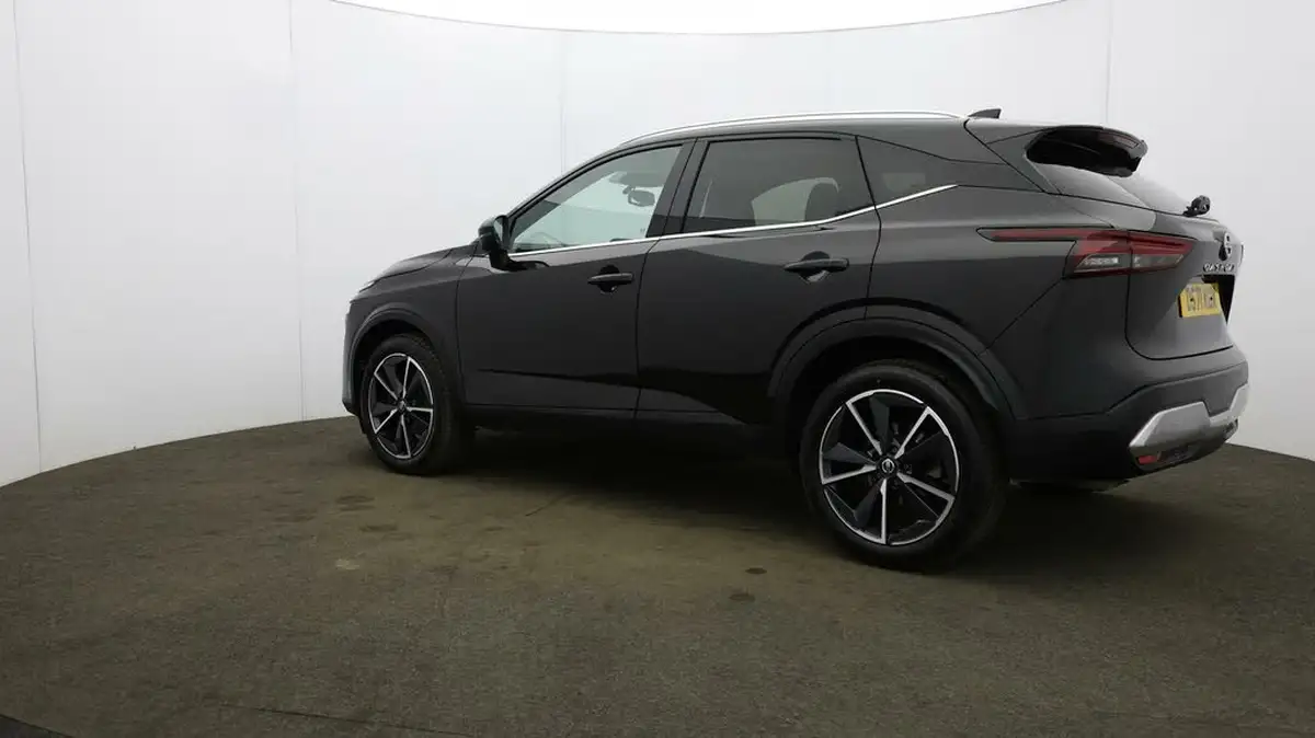 2022-nissan-qashqai-13-dig-t-tekna-140ps-big-63