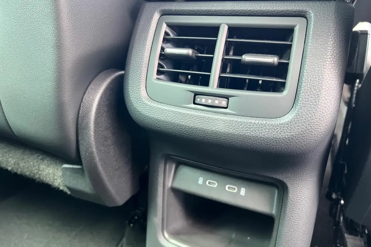 2025-seat-ateca-15-ecotsi-xperience-dsg-big-22