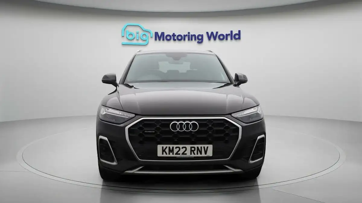 2022-audi-q5-20-50-tfsi-e-s-line-station-wagon-big-2