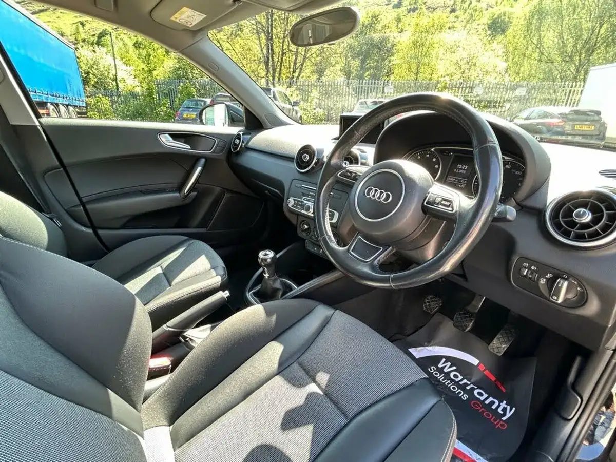 2017-audi-a1-10-tfsi-sportback-5d-big-9