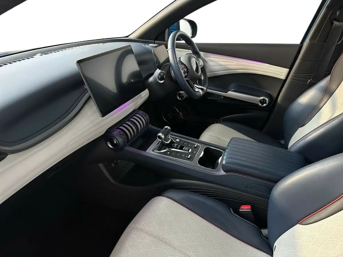 2023-byd-atto-3-e-active-big-10