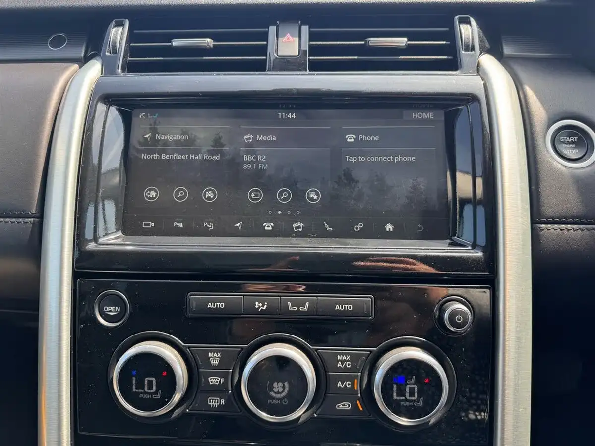 2017-land-rover-discovery-30td6-hse-luxury-big-10