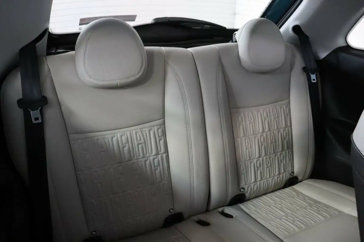 2021-fiat-500-e-la-prima-big-32