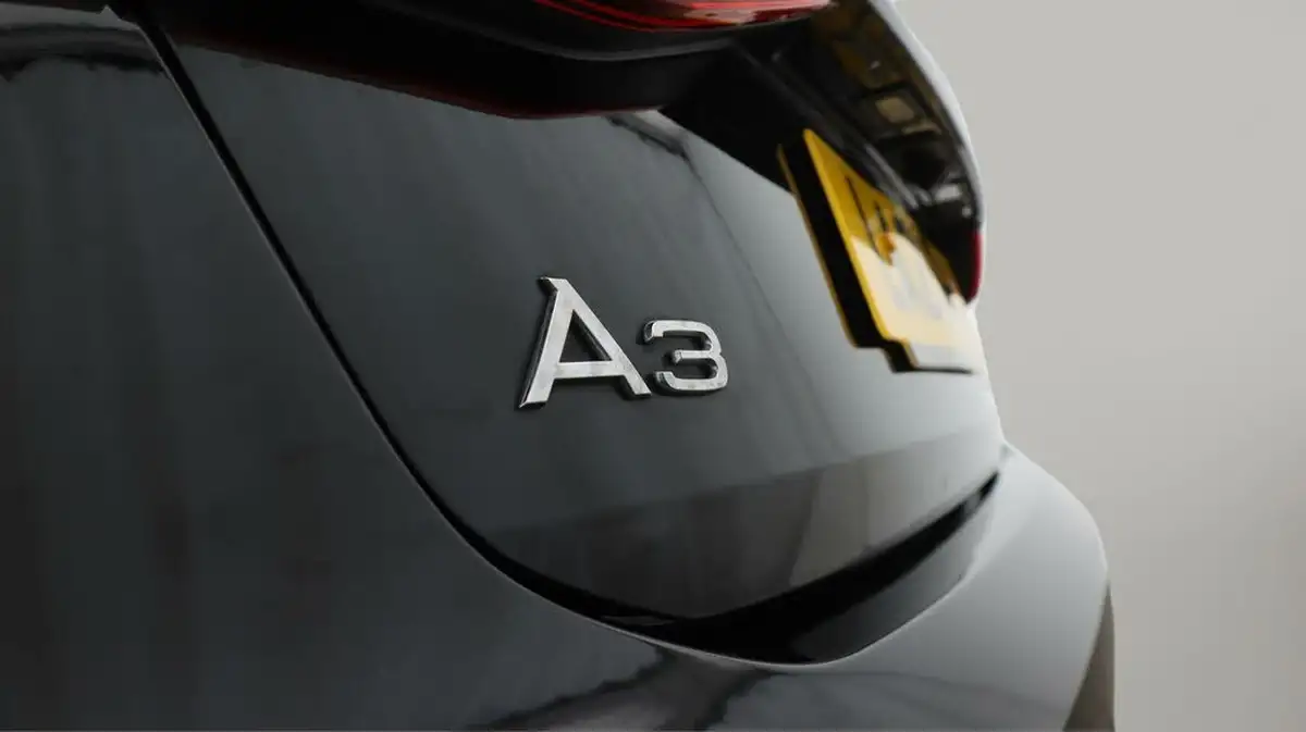 2021-audi-a3-15-35-tfsi-sportback-5d-s-tronic-big-21