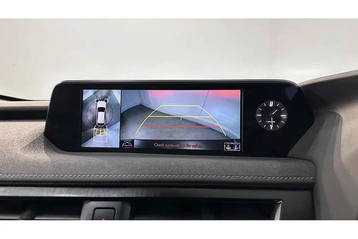 2021-lexus-ux-300e-e-ux-big-51