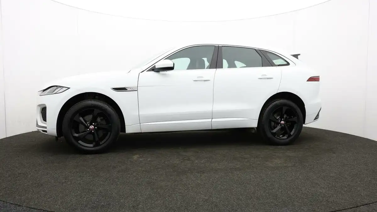 2022-jaguar-f-pace-20-d200-r-dynamic-s-big-71