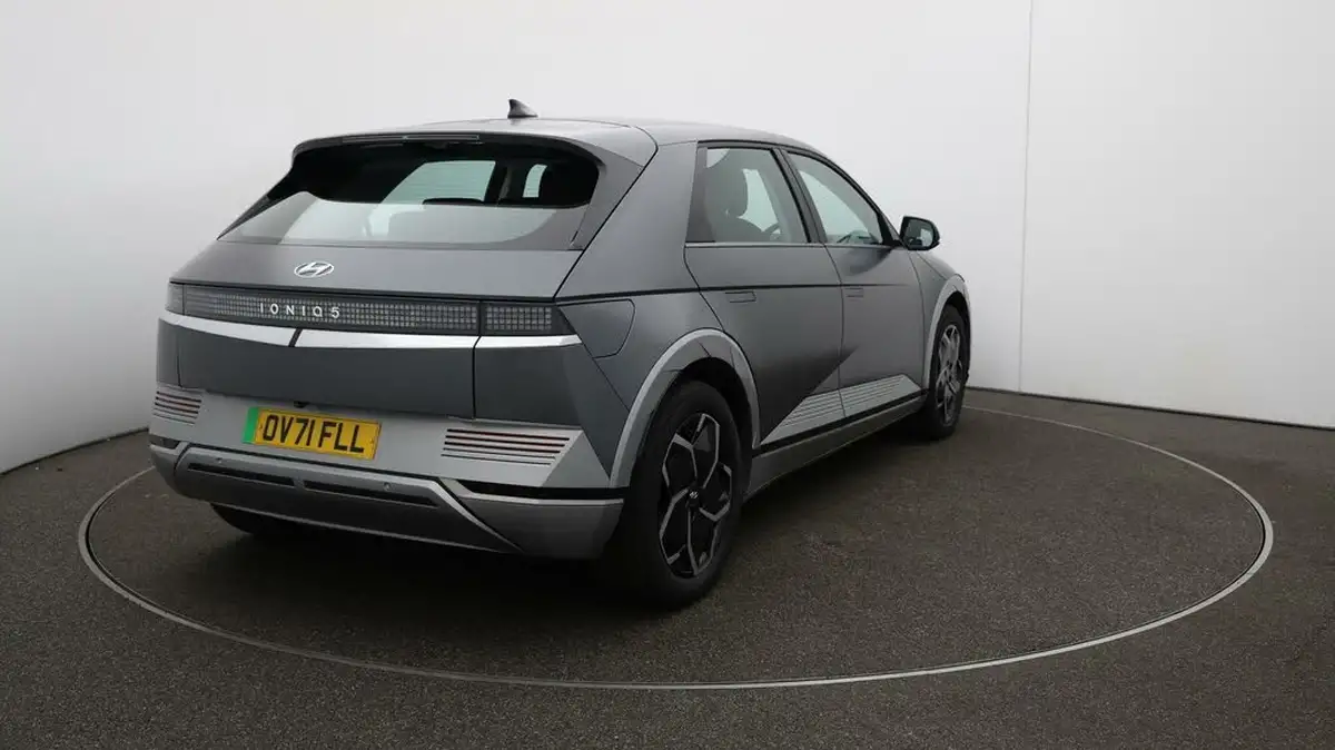 2021-hyundai-ioniq-5-e-premium-217ps-73kwh-rwd-big-54