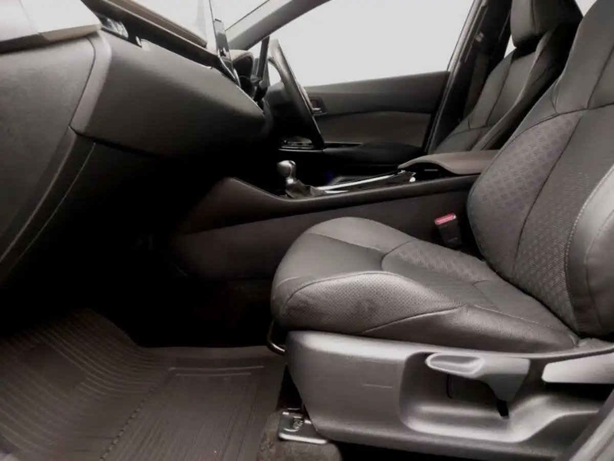 2022-toyota-c-hr-18-vvt-i-excel-big-4