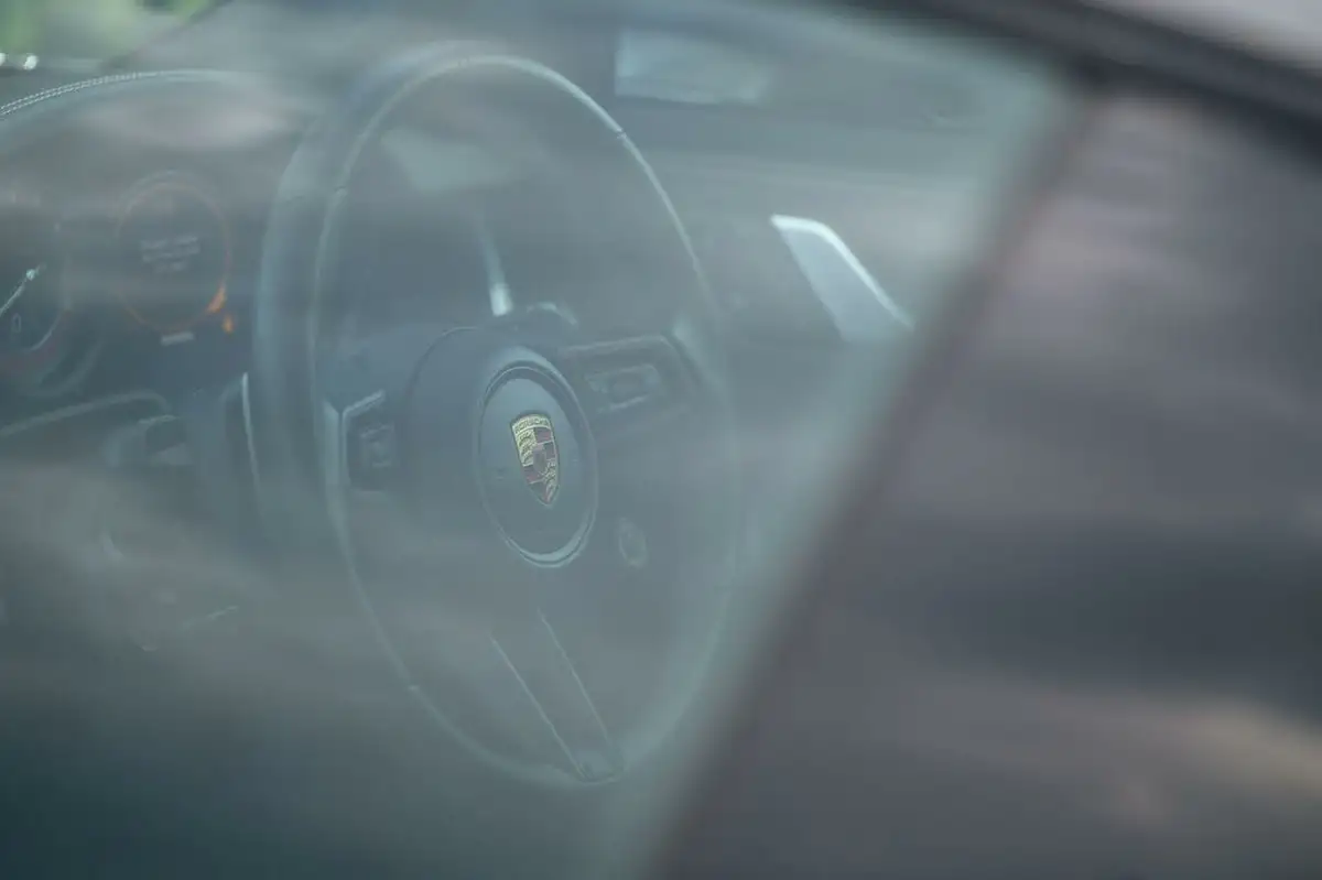 2023-porsche-911-38-turbo-coupe-big-19