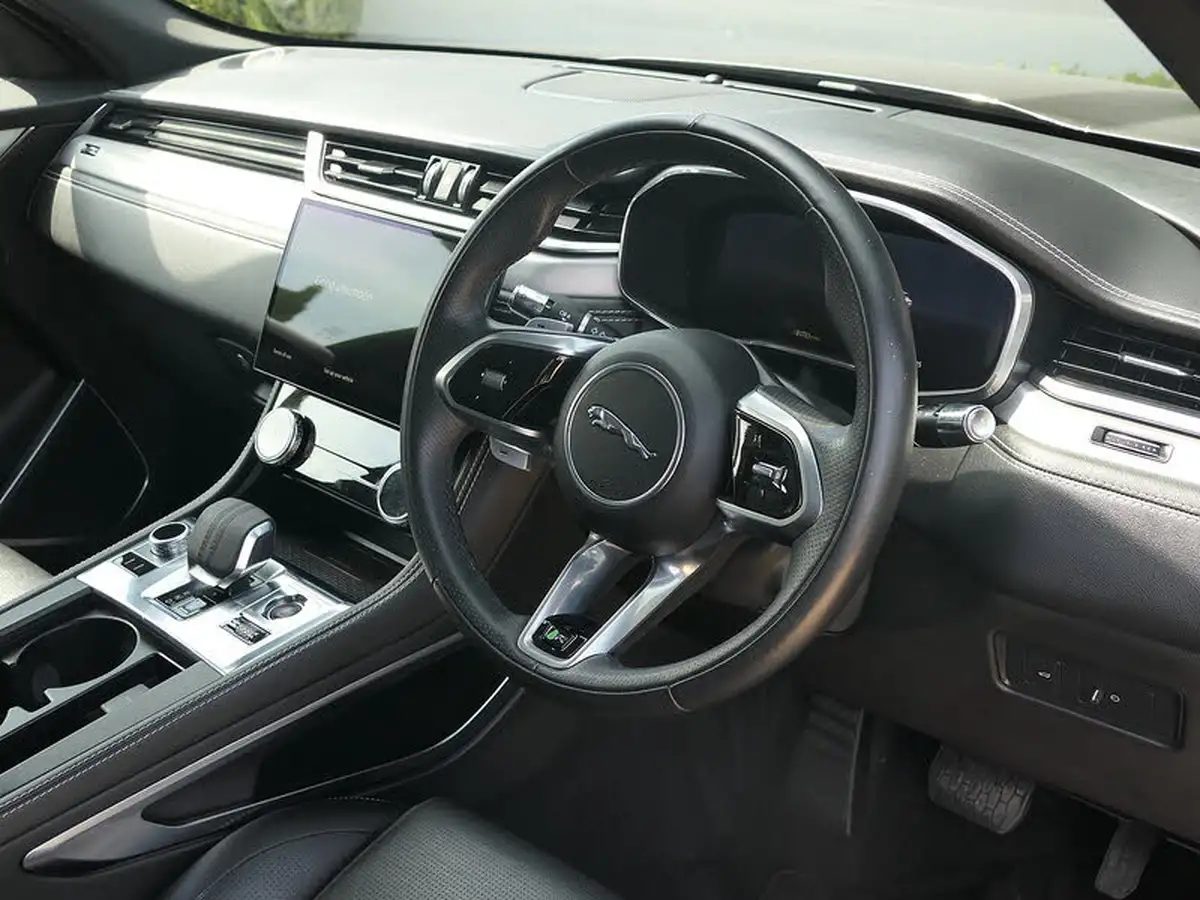 2021-jaguar-f-pace-20-d200-r-dynamic-s-mhev-big-9