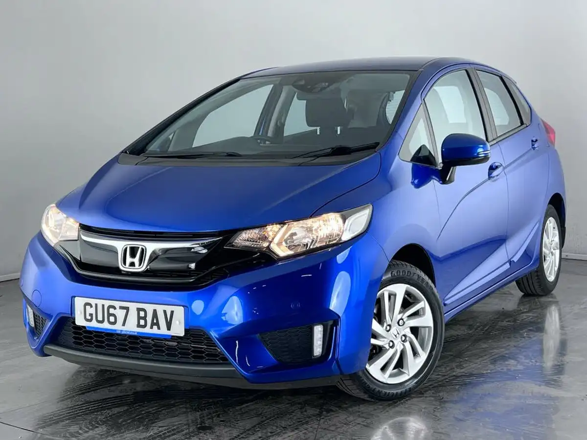 2017-honda-jazz-13-i-vtec-se-navi-cvt-big-34