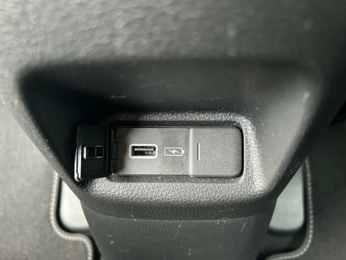 2022-honda-jazz-15-i-mmd-ex-109ps-big-22