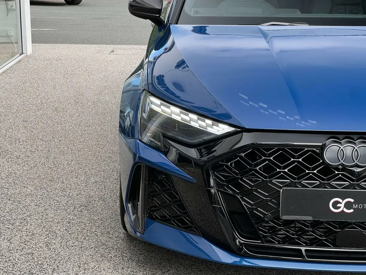 2025-audi-rs3-big-76