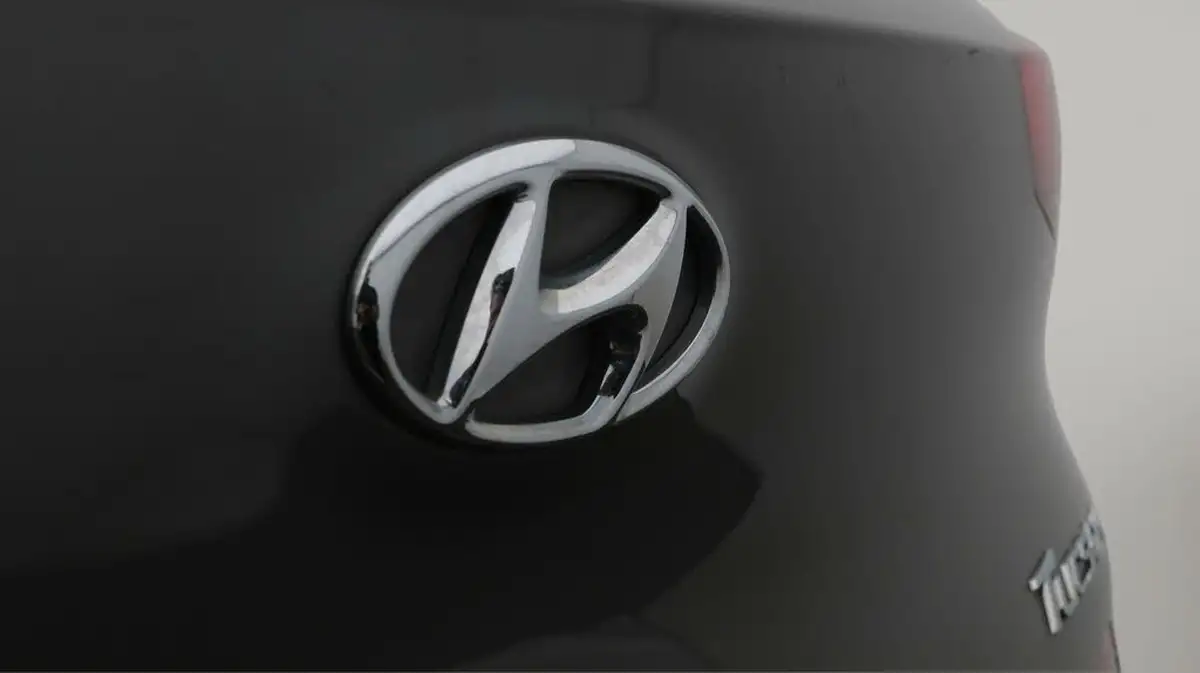 2019-hyundai-tucson-16-t-gdi-se-nav-dct-big-21