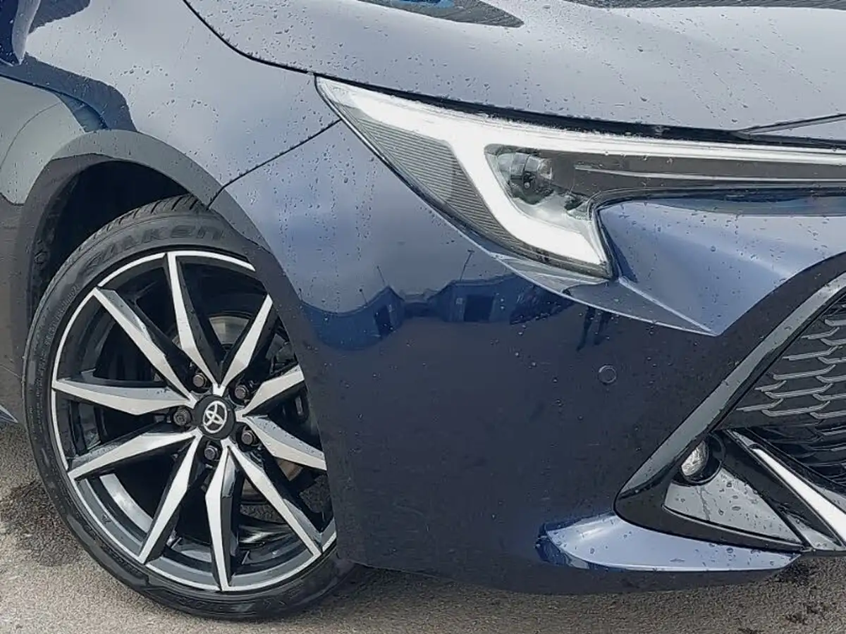 2023-toyota-corolla-18-vvt-i-gr-sport-138bhp-hatchback-big-8