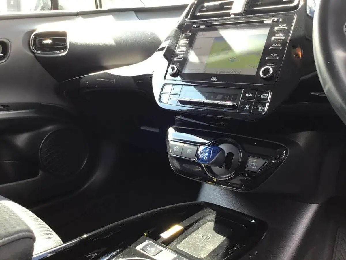 2021-toyota-prius-18-vvt-i-business-edition-plus-cvt-big-45
