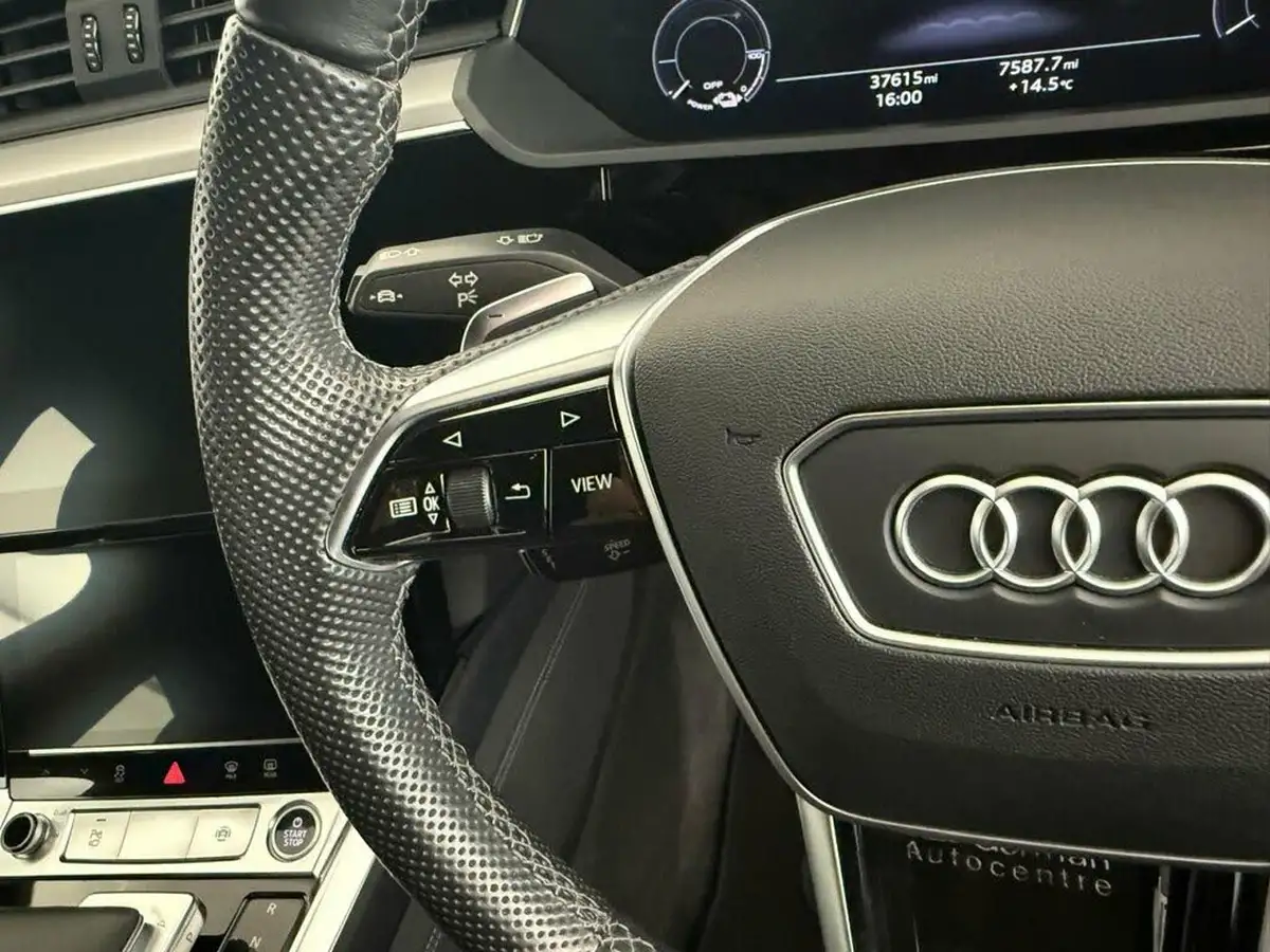 2021-audi-e-tron-50e-s-line-sportback-big-13