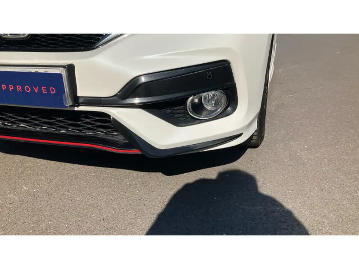 2018-honda-jazz-15-i-vtec-sport-navi-big-17